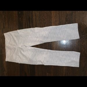 LULU-LEMON cropped athletic pants